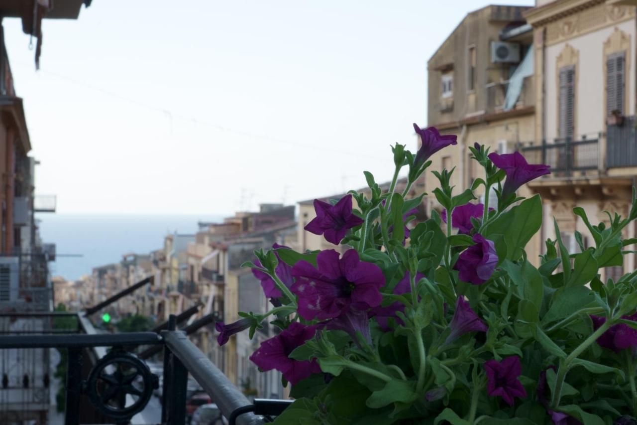 Stabile Holidayhome カステッランマーレ・デル・ゴルフォ エクステリア 写真