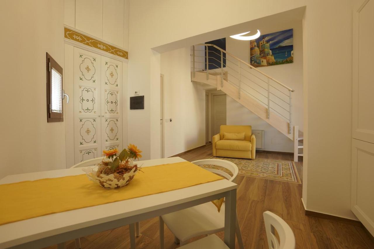 Stabile Holidayhome カステッランマーレ・デル・ゴルフォ エクステリア 写真
